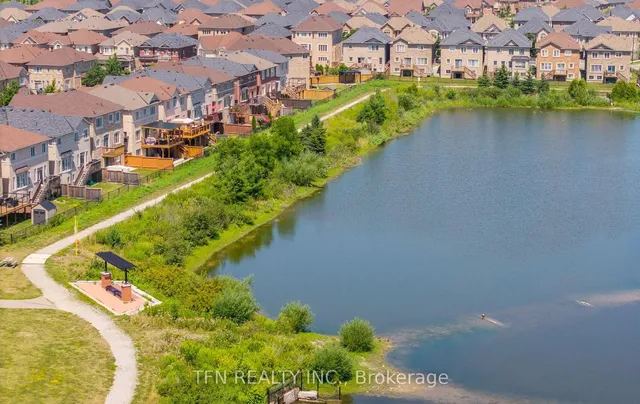 Additional image 41 of 46 Lola Cres