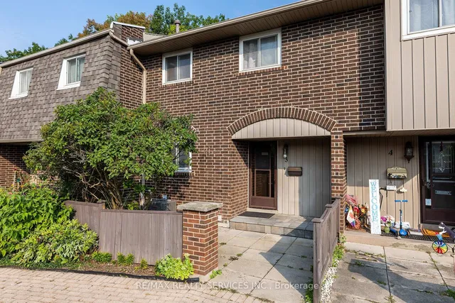 Additional image 2 of 1306 Guelph Line Unit Unit 3
