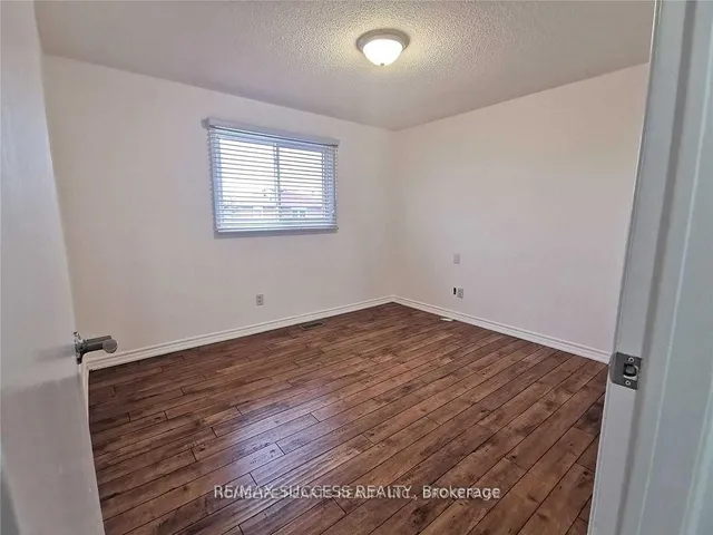Additional image 13 of 32 Martindale Cres