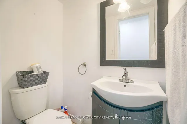 Additional image 16 of 7475 Goreway Dr Unit 49