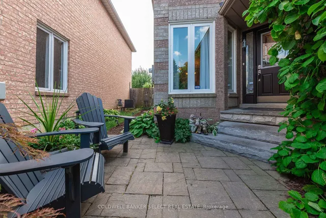 Additional image 2 of 17 Saddletree Tr