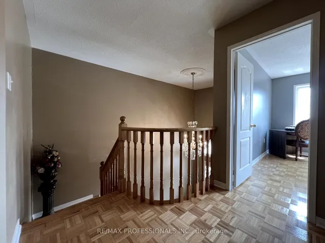 Additional image 22 of 25 Whitehouse Cres