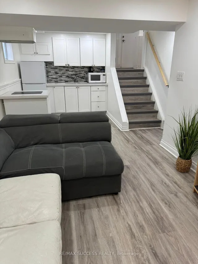 Additional image 47 of 32 Martindale Cres