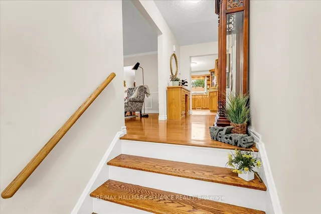 Additional image 7 of 26 Lockton Cres