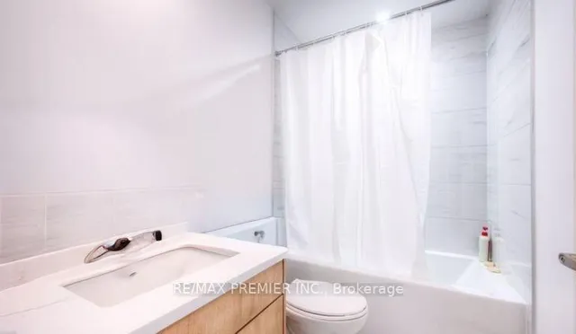 Additional image 16 of 500 Brock Ave Unit 2003