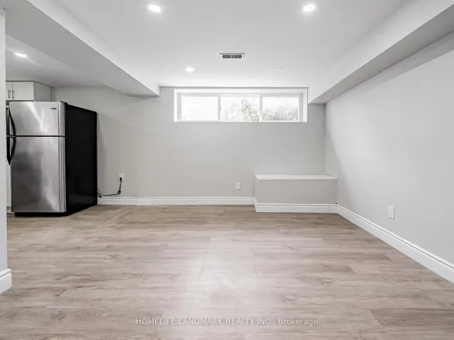 Additional image 33 of 54 Sanford Cres