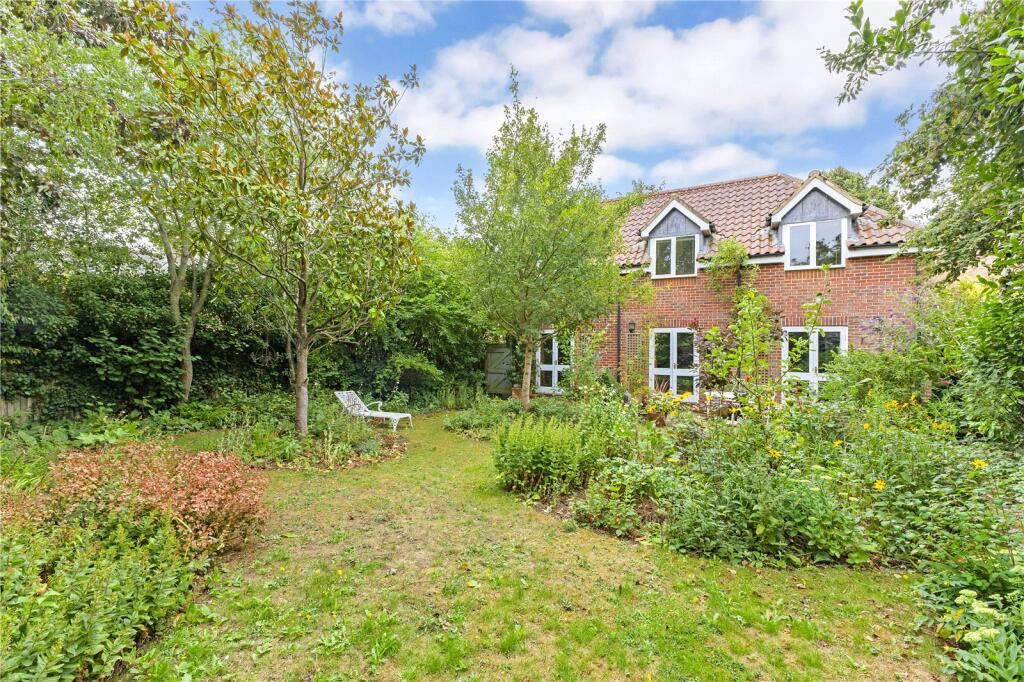 Additional image 11 of The Hill, Wheathampstead, St. Albans, Hertfordshire, AL4