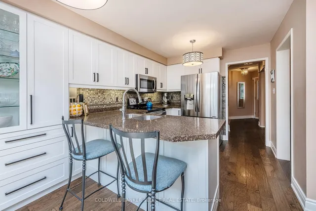 Additional image 11 of 17 Saddletree Tr