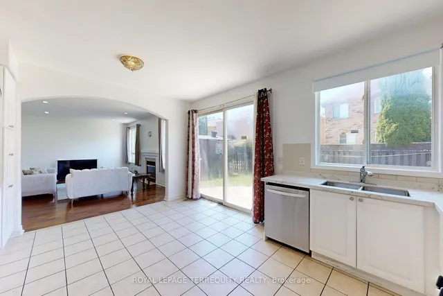 Additional image 10 of 6 Verona Dr