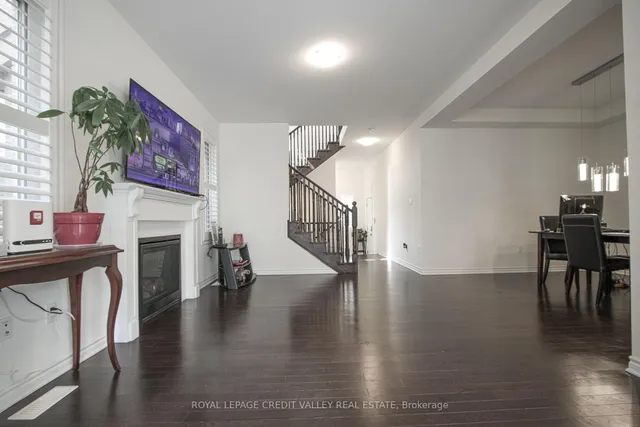 Additional image 7 of 1229 Rose Way