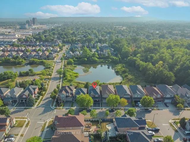 Additional image 43 of 68 Robarts Dr