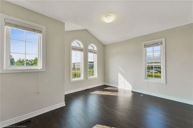 Additional image 12 of 40 Spokanne St