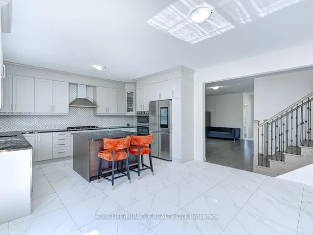 Additional image 10 of 8 Jenwood Cres