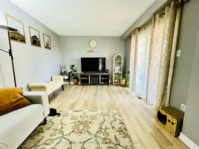 Additional image 3 of 1300 Upper Ottawa St Unit 18