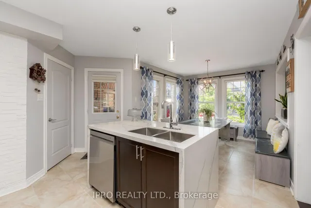 Additional image 11 of 256 Landsborough Ave