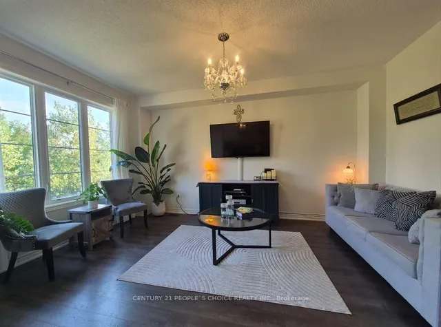 Additional image 16 of 71 Riverwalk Dr