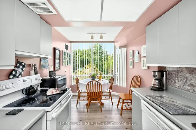 Additional image 12 of 26 Hanover Rd Unit 202