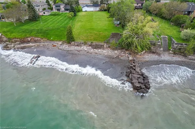 Additional image 17 of 1033 North Service Rd