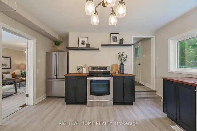 Additional image 8 of 998 Sulphur Springs