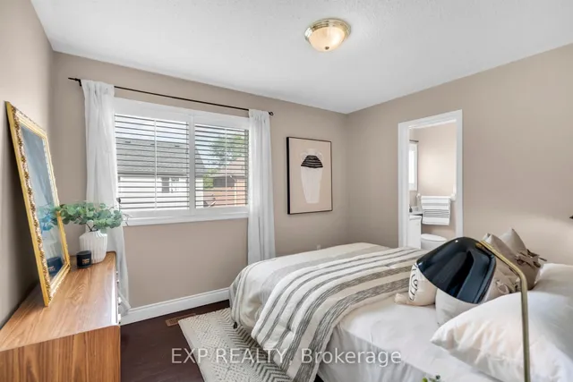 Additional image 30 of 11 Yvonne Dr