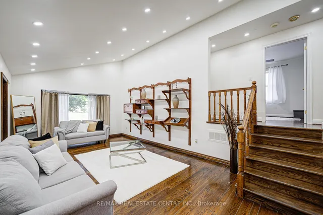 Additional image 3 of 130 Cornwall Rd