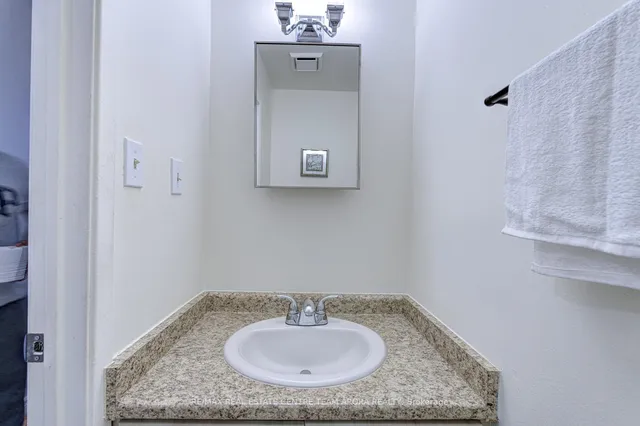 Additional image 24 of 90 Dawson Cres Unit 90