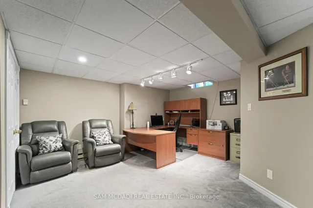 Additional image 42 of 1139 Gable Dr