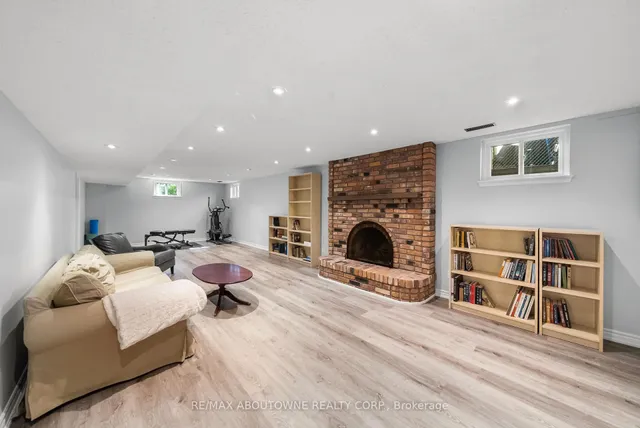 Additional image 36 of 2262 Constance Dr