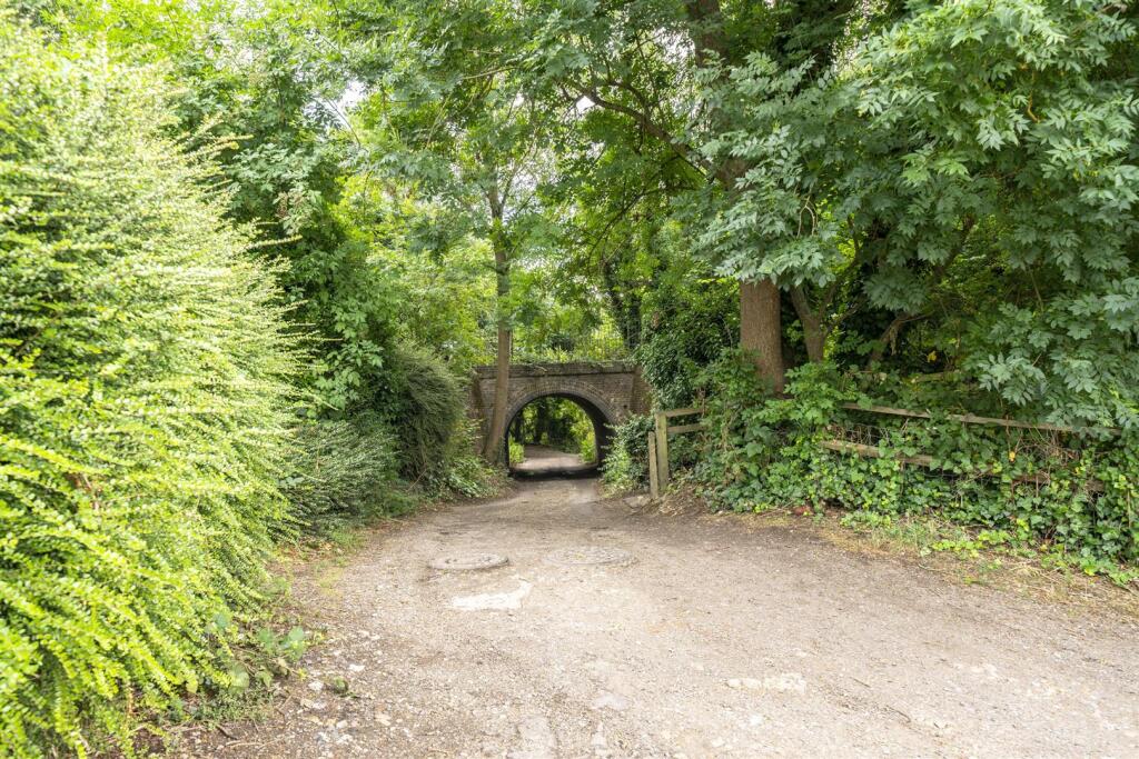 Additional image 15 of Riverside Road, St. Albans