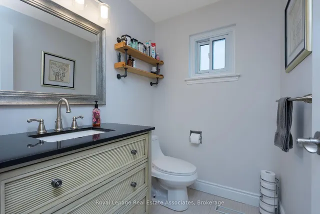 Additional image 16 of 53 Fanshawe Dr