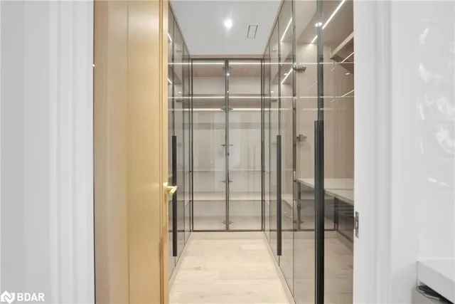 Additional image 27 of 977 Unsworth Ave