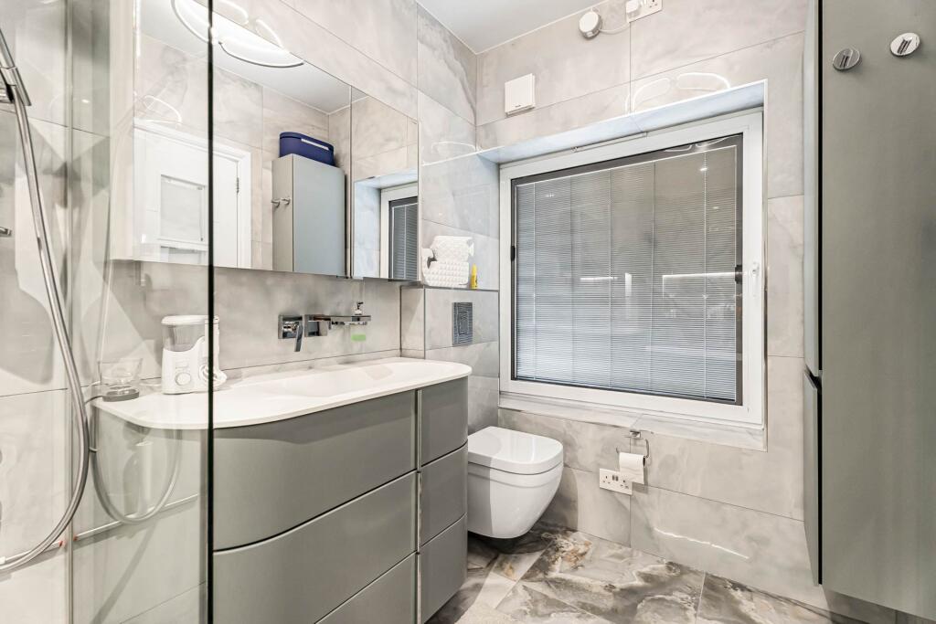 Additional image 21 of Codicote Road, Welwyn