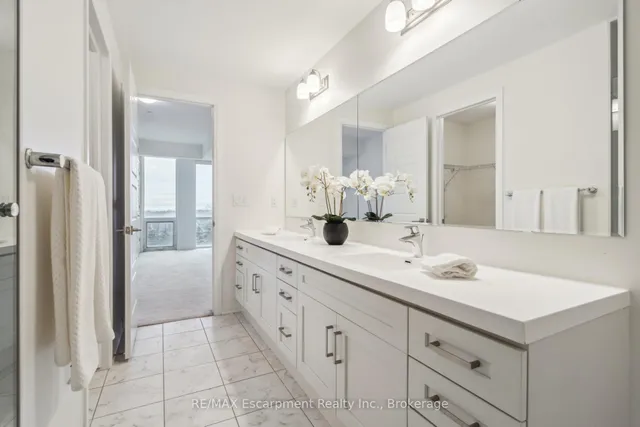 Additional image 22 of 3028 CREEKSHORE COMMON Unit 309