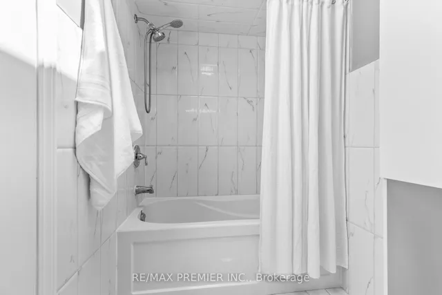 Additional image 32 of 26 Ecclestone Dr