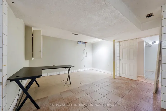 Additional image 27 of 6960 Cadiz Cres