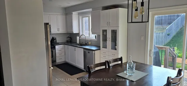 Additional image 5 of 345 Bussel Cres