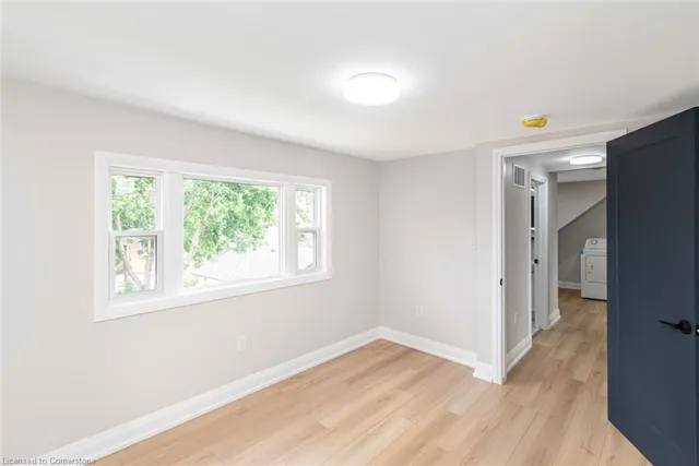 Additional image 24 of 588 Barnaby St