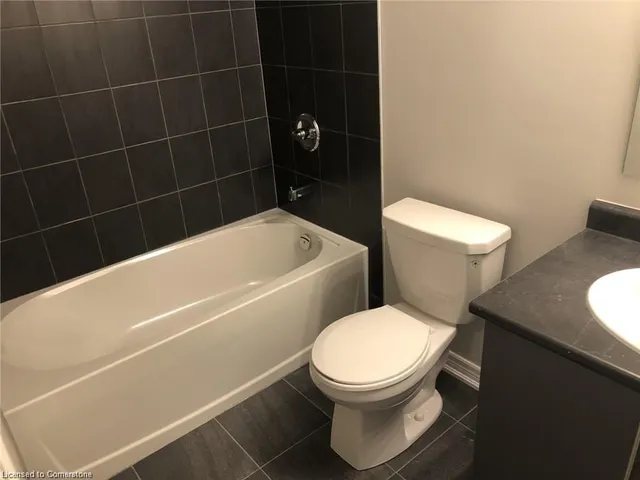 Additional image 21 of 30 Mia Dr Unit 6