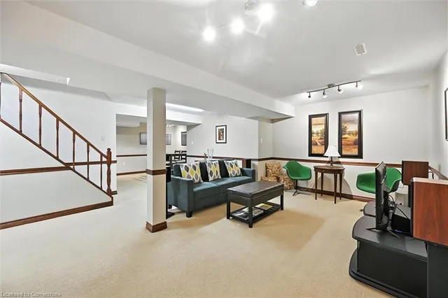 Additional image 36 of 40 Mcniven Rd