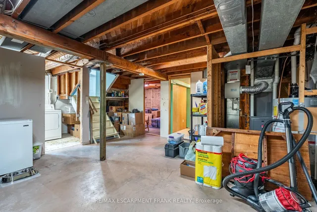 Additional image 31 of 218 East 27th St