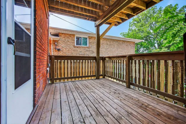 Additional image 45 of 84 RAY St