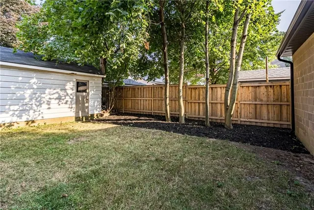 Additional image 48 of 20 Mountain Park Ave