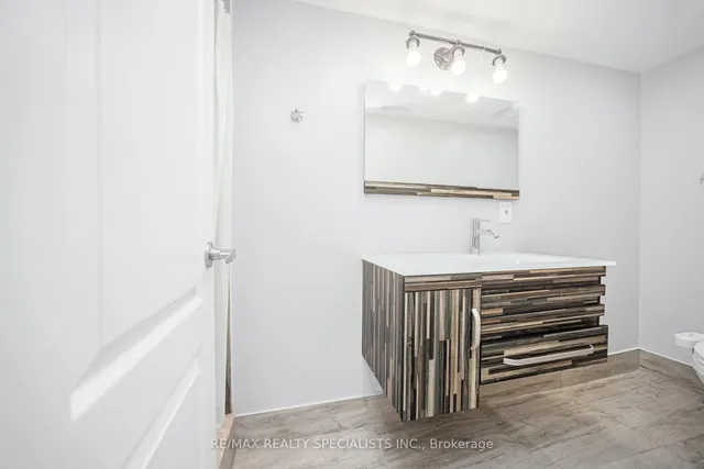 Additional image 42 of 2 Trewartha Cres