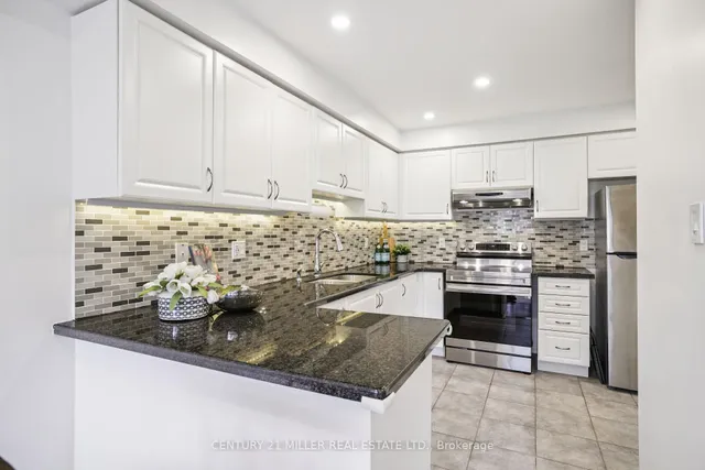 Additional image 8 of 1745 Cobra Cres