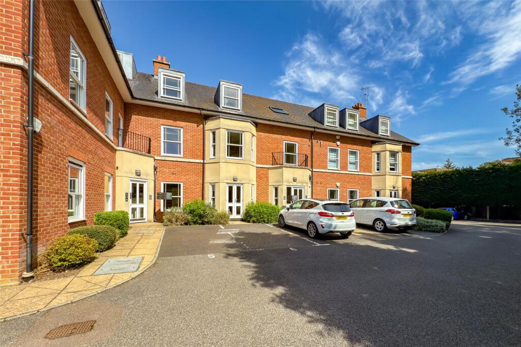 Additional image 9 of Aventine Court, 101 Holywell Hill, St. Albans, Hertfordshire, AL1