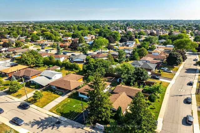 Additional image 45 of 4 Lilacside Dr