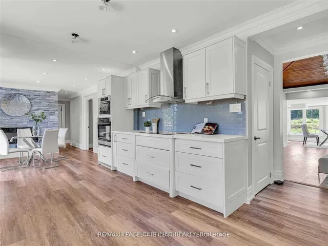 Additional image 8 of 1181 Lowerbase Line