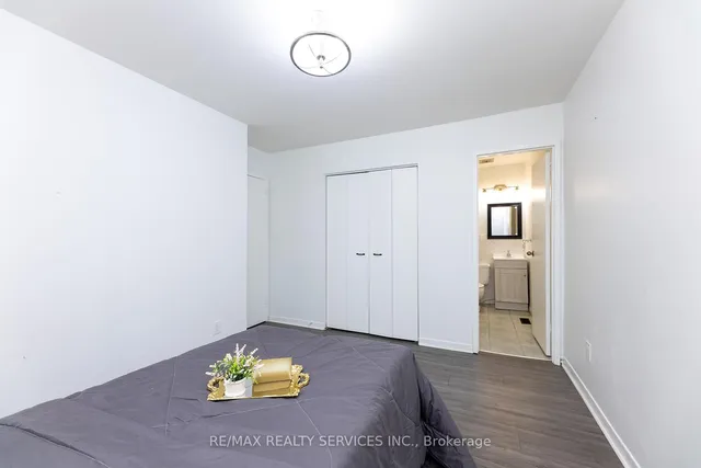 Additional image 27 of 1306 Guelph Line Unit Unit 3