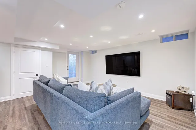 Additional image 36 of 8 Ferdinand Dr