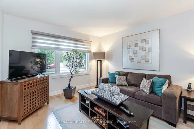 Additional image 8 of 119 Denison Ave